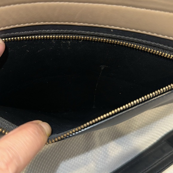 Authentic Celine trapeze shoulder bag with long removable strap - Picture 15 of 15